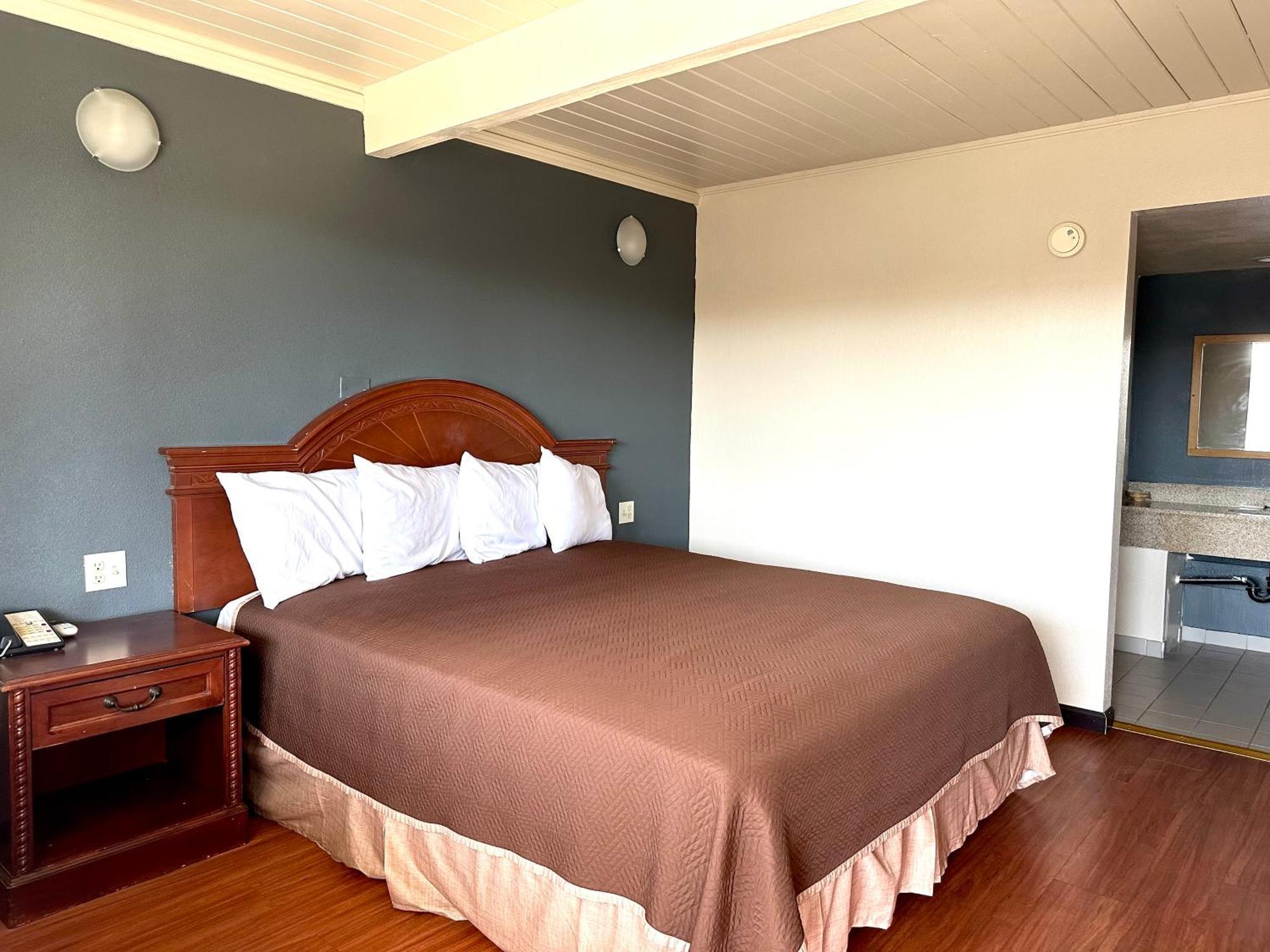 Regency Hotel 3*